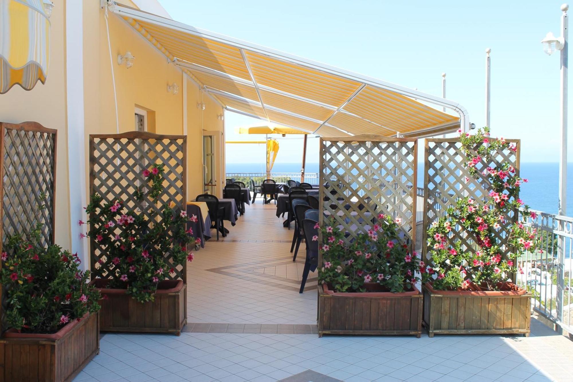 Hotel Villaggio Dei Pescatori Ponza Dış mekan fotoğraf