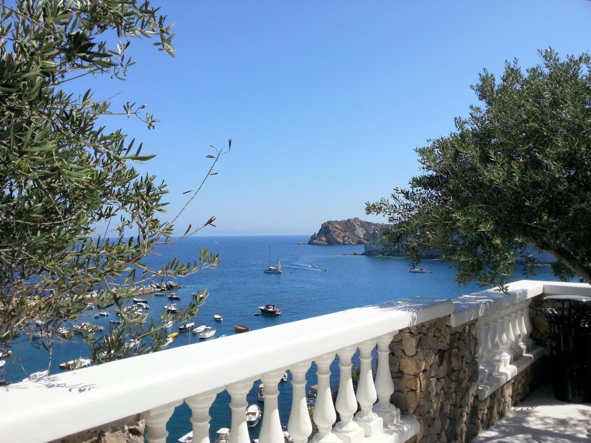 Hotel Villaggio Dei Pescatori Ponza Dış mekan fotoğraf