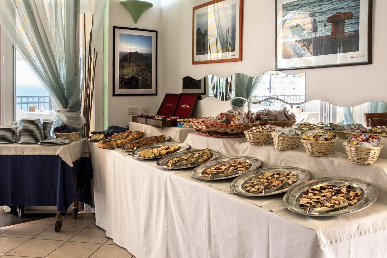 Hotel Villaggio Dei Pescatori Ponza Dış mekan fotoğraf